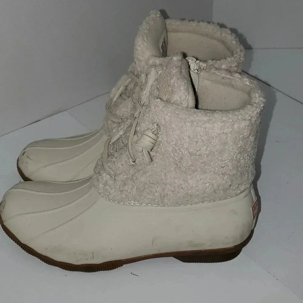 Sperry Cream Saltwater Sherpa Side Zip Women's Size 7